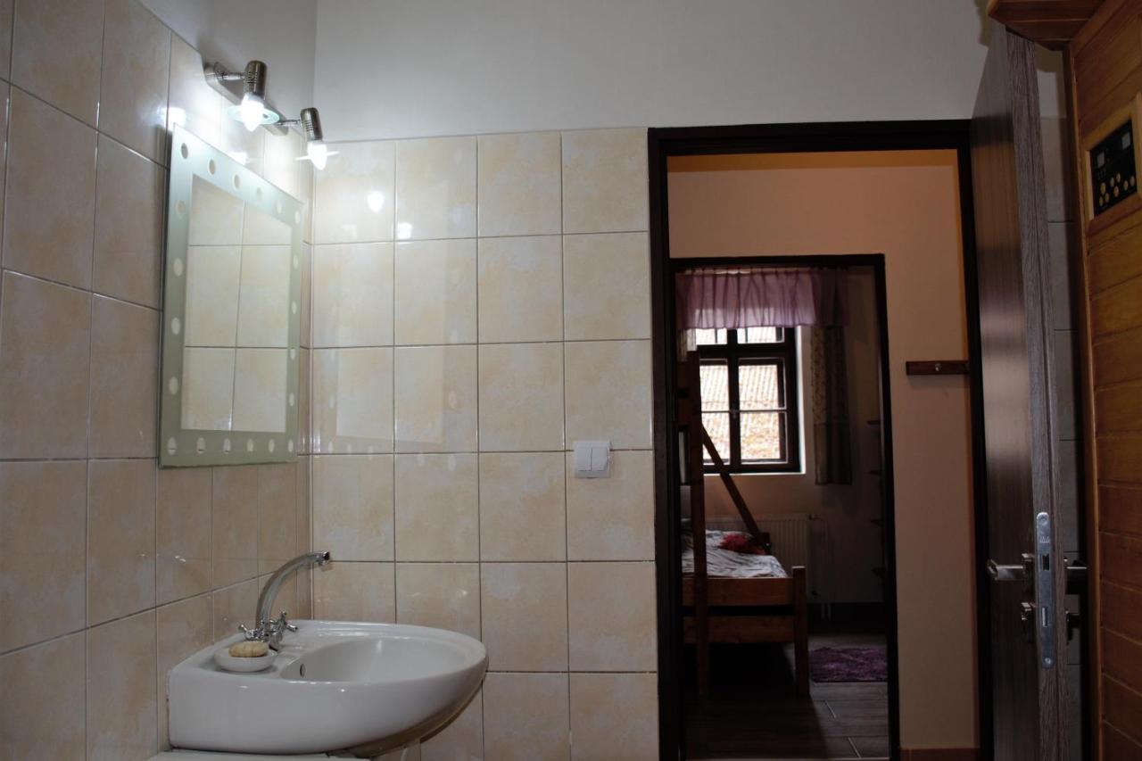 Apartamento Na koňské farmě Malecov Exterior foto